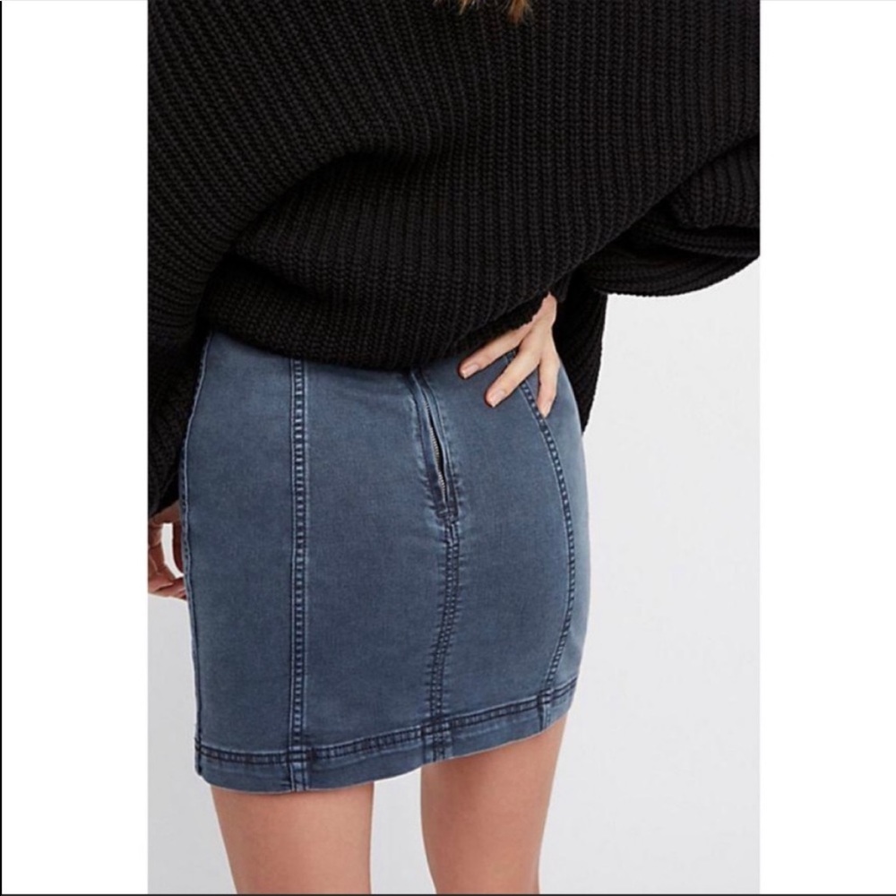 Free People Modern Femme Denim Mini Skirt in Westminster Blue NWT - Picture 3 of 6